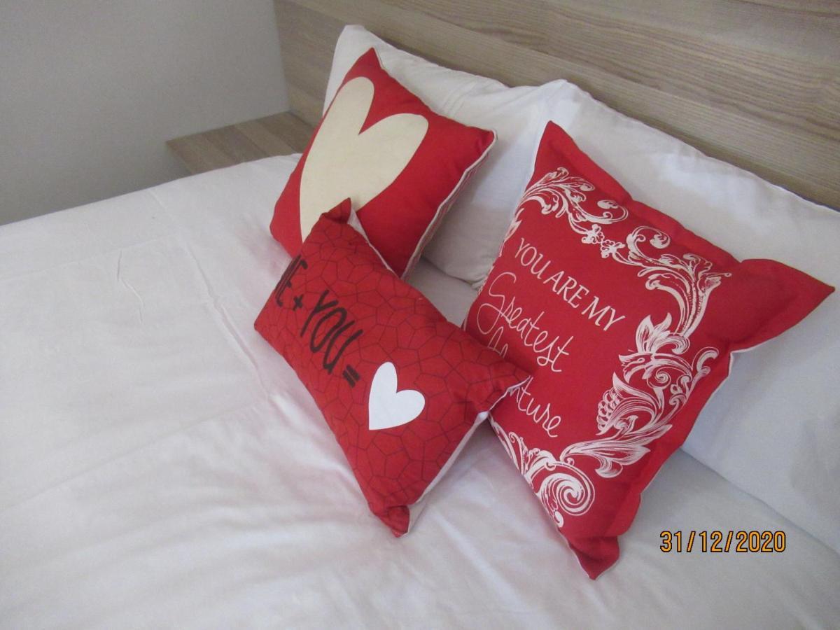 Pab-Love Guest House Kuruman Exteriör bild