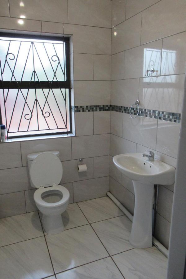 Pab-Love Guest House Kuruman Exteriör bild